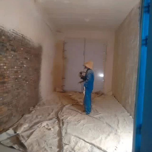 聚氨酯噴涂機冷庫保溫發泡(圖2) 冷庫保溫發泡聚氨酯噴涂案例