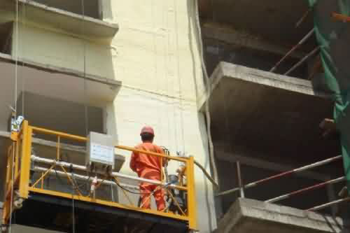 外墻保溫層怎么做 現(xiàn)場發(fā)泡聚氨酯噴涂機(jī)(圖4) 外墻保溫層現(xiàn)場發(fā)泡聚氨酯噴涂案例